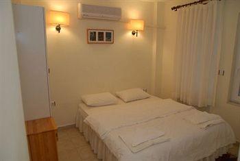 Hideaway Hotel