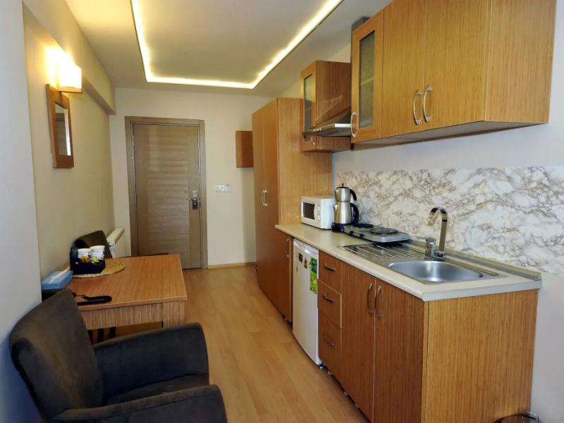 Aiza Suites