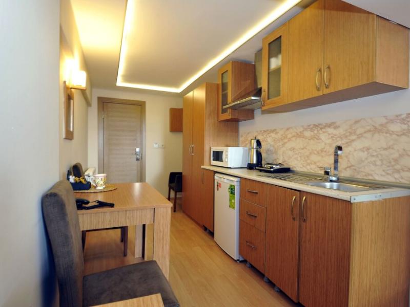 Aiza Suites