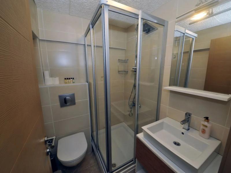 Aiza Suites