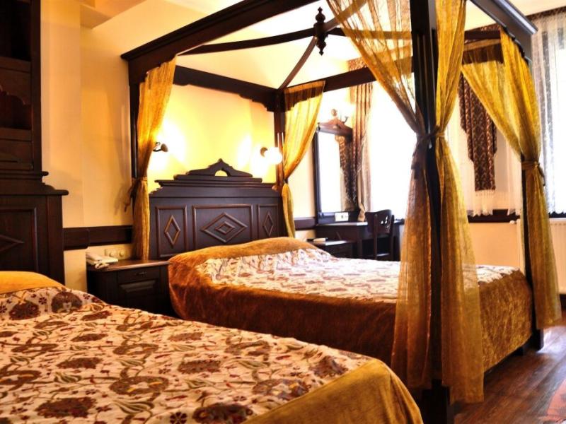Alp Guesthouse