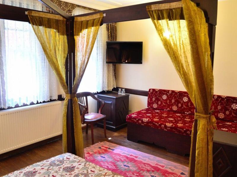 Alp Guesthouse