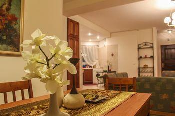 RIS Central Apartments Yerevan