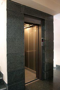 RIS Central Apartments Yerevan