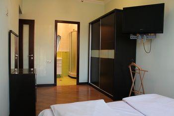RIS Central Apartments Yerevan