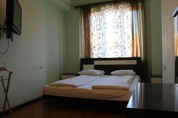 RIS Central Apartments Yerevan
