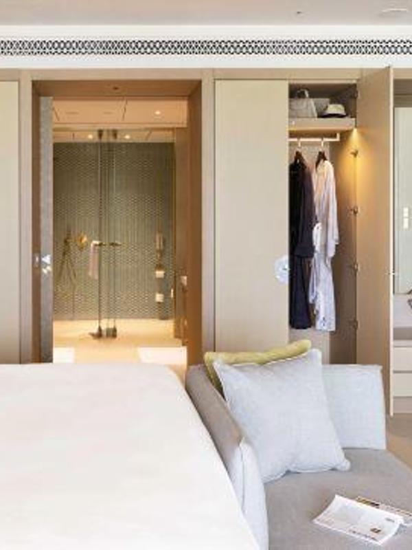 Jumeirah Gulf of Bahrain Resort & Spa