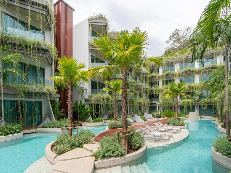 Panwaburi Beachfront Resort