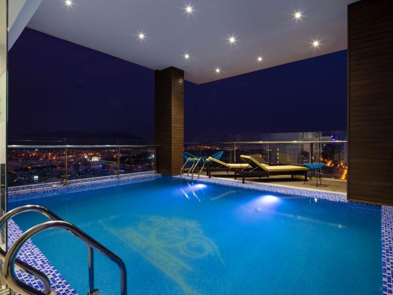 Crown Hotel Nha Trang