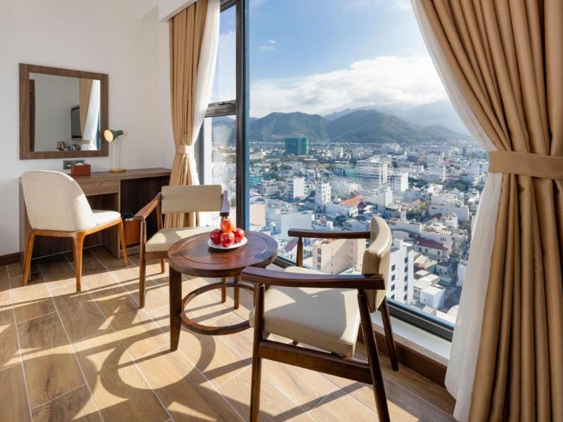 Miracle Luxury Hotel