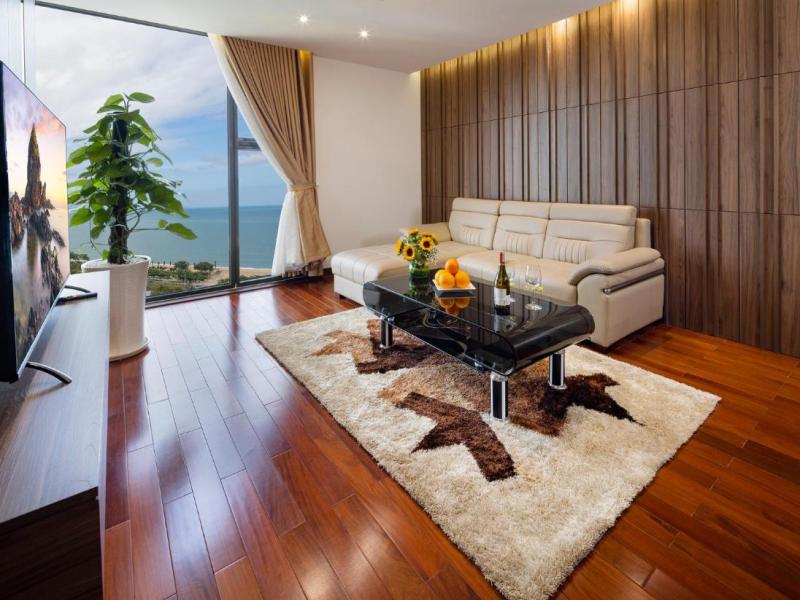 Miracle Luxury Hotel