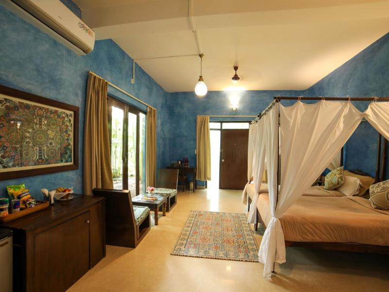 JuSTa Morjim Beach Resort