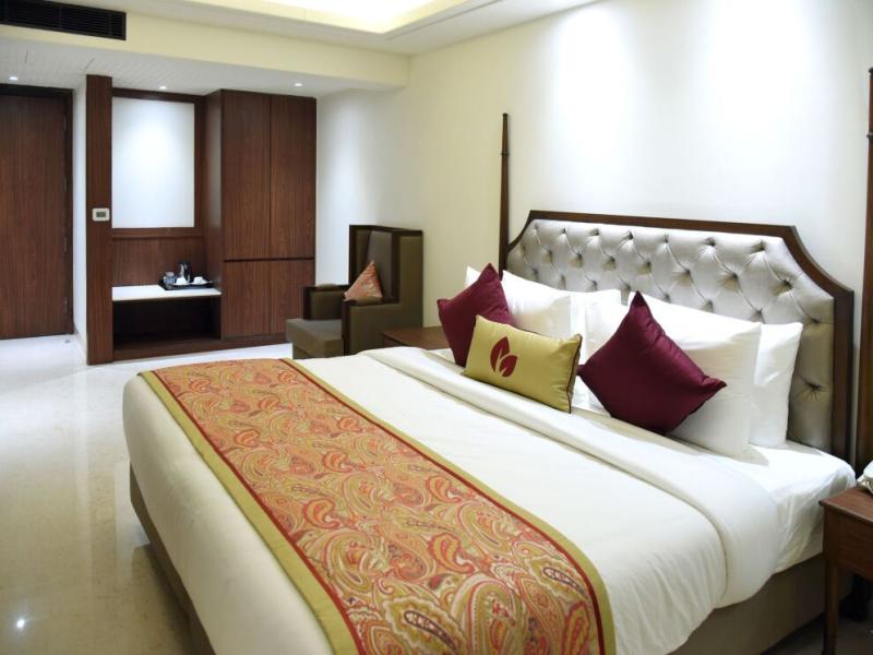 The Exotica Grand