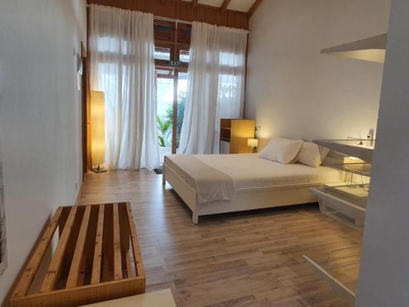 Origami Inn Himandhoo