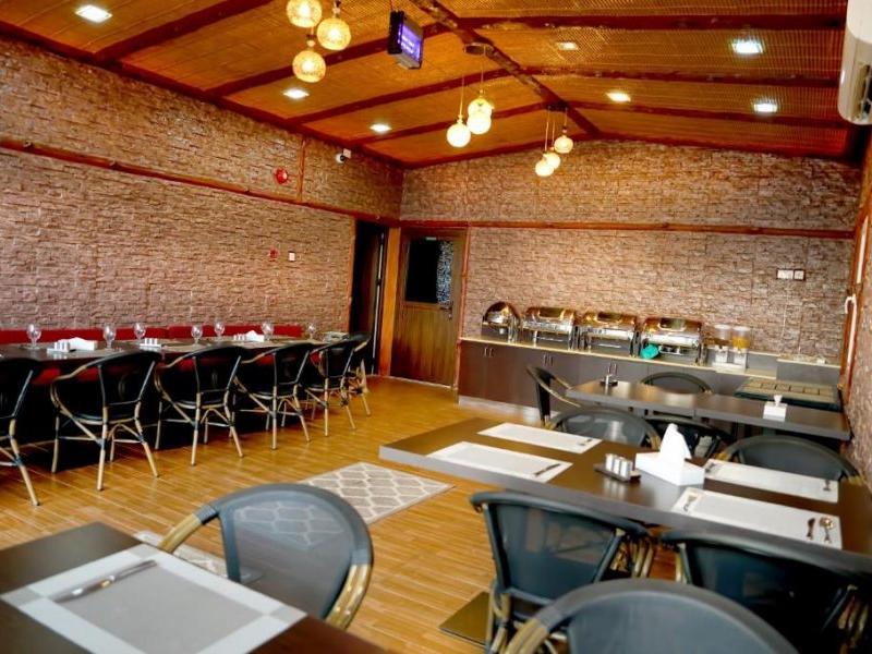 Jabal Al Akhdar Grand Hotel