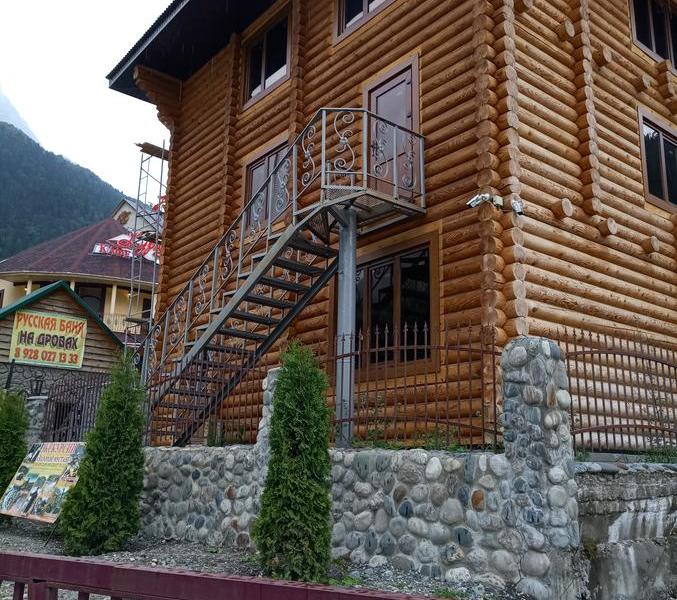 Золотой Мустанг