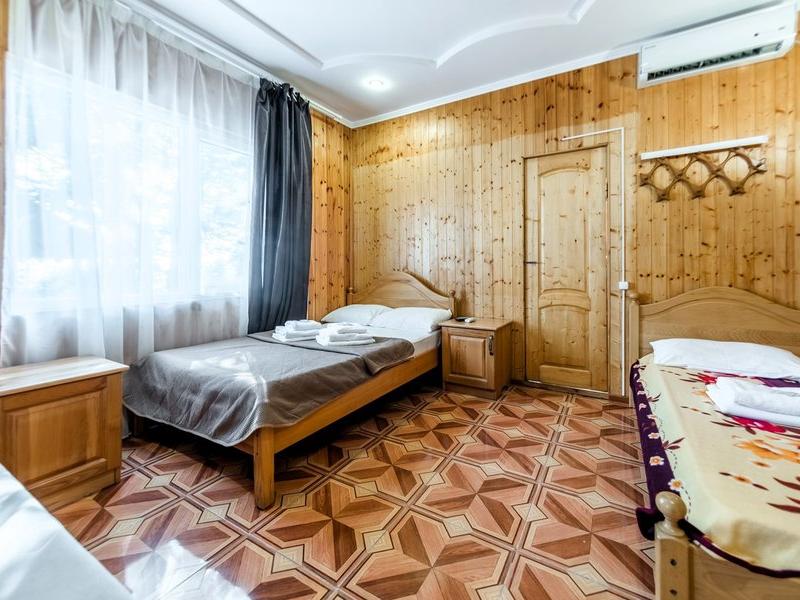 Гостевой Дом Ирина (ул. Лучезарная)