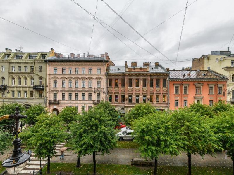 Sutki Rent у Дворцовой площади