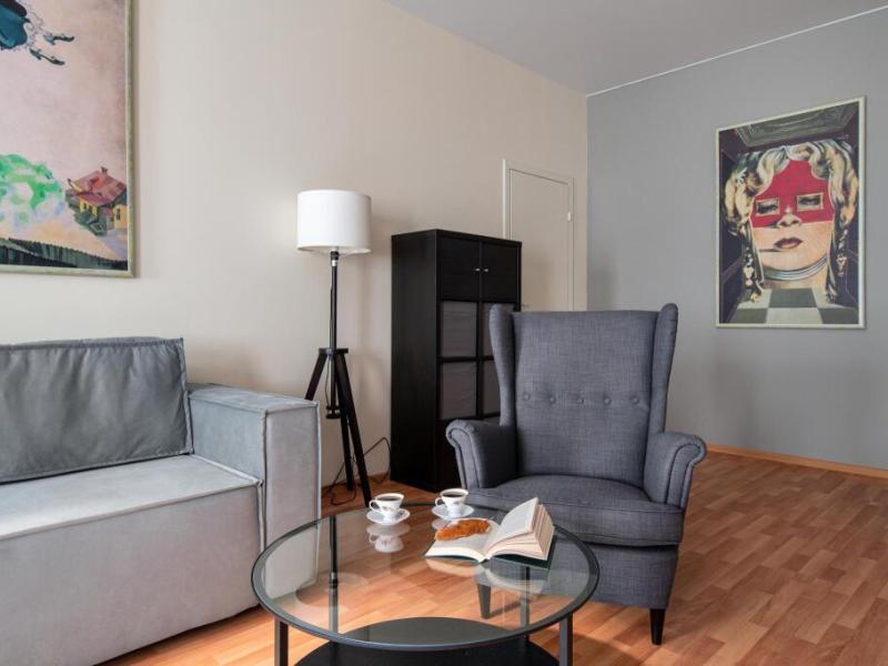 Sutki Rent у Дворцовой площади