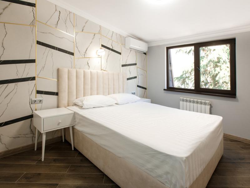 Театральный