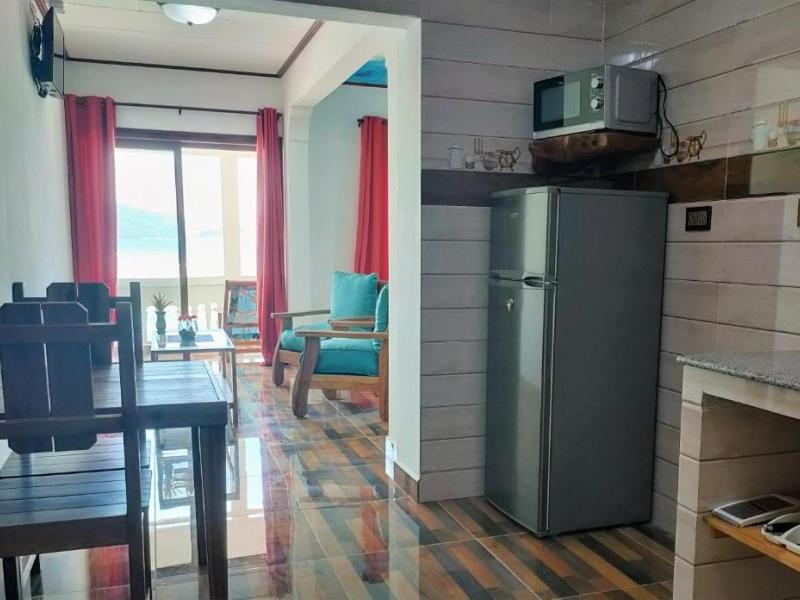 MT Seaside Apartment