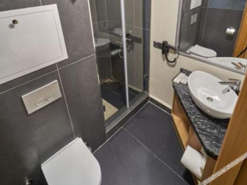Asli Makon Hotel