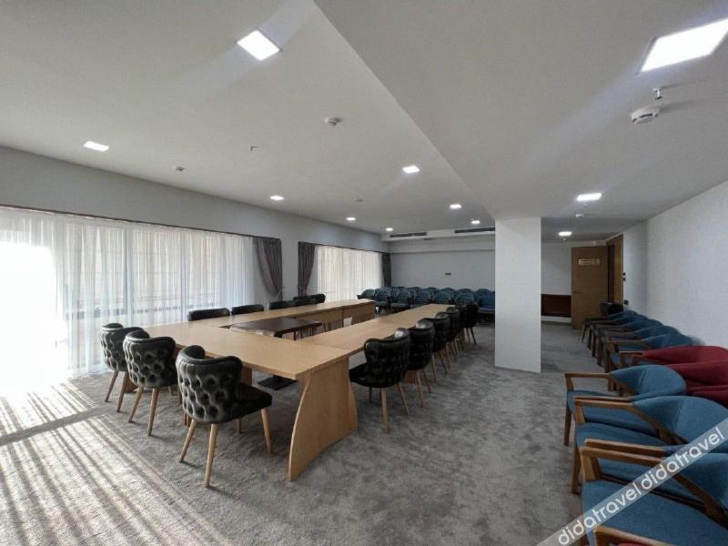 Asli Makon Hotel