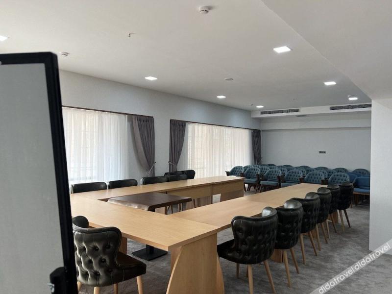 Asli Makon Hotel