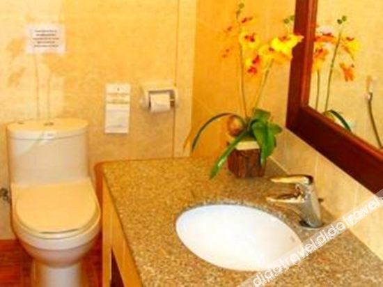 Airport Beach Hotel Phuket