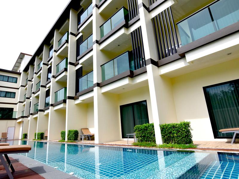 Airport Beach Hotel Phuket