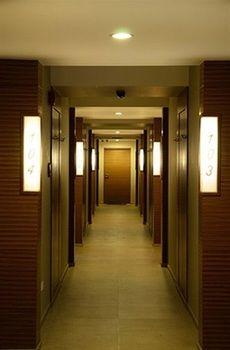 Honey Lodge