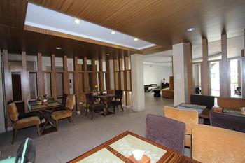 Honey Lodge