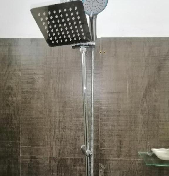 Le Petit Hotel & Restaurant