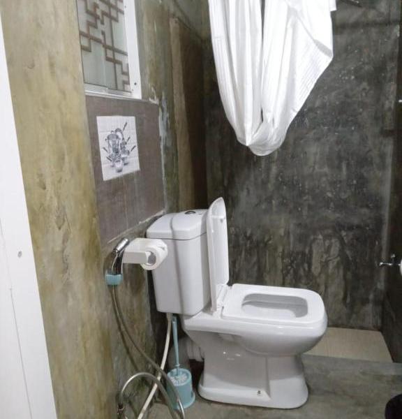 Le Petit Hotel & Restaurant