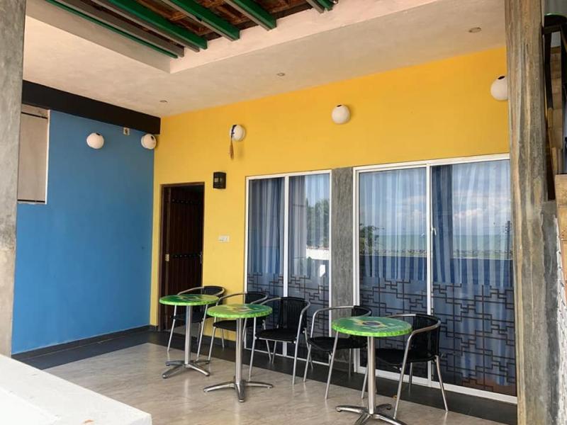 Le Petit Hotel & Restaurant