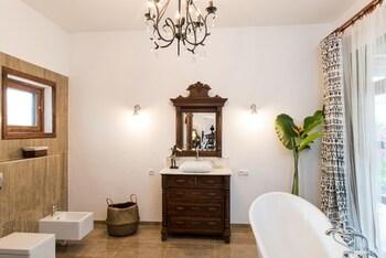 Tikitam Palms Boutique Hotel
