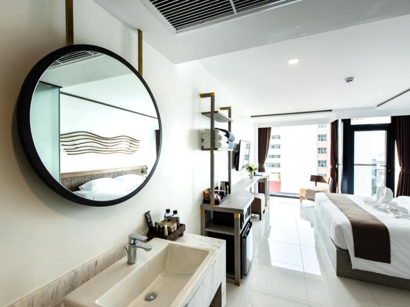 Blackwoods Hotel Pattaya