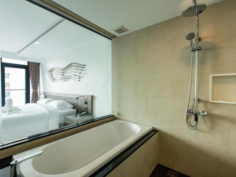 Blackwoods Hotel Pattaya