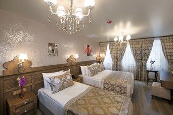 Perapolis Hotel