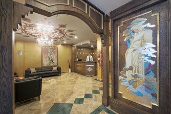 Perapolis Hotel