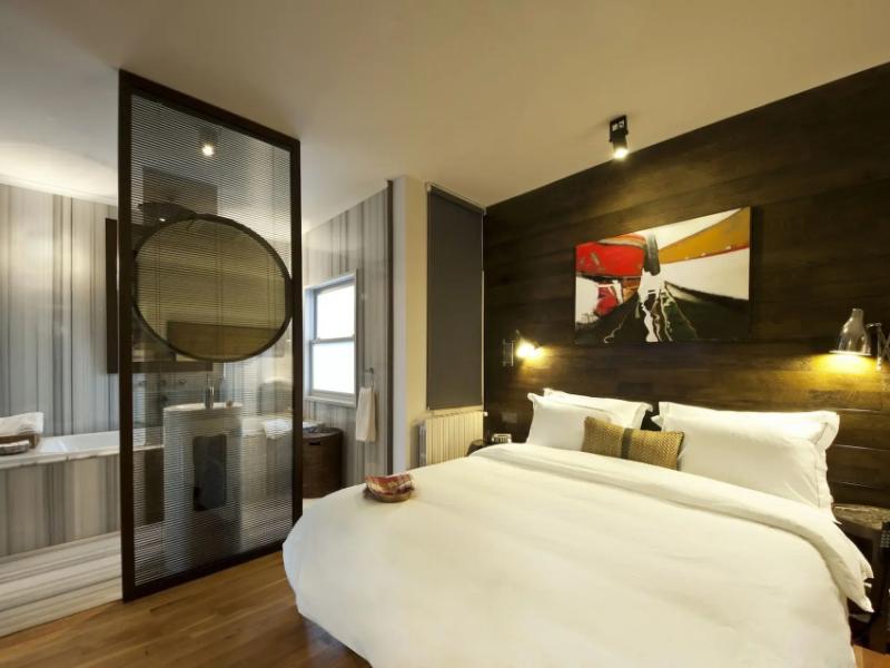 Urban Suites