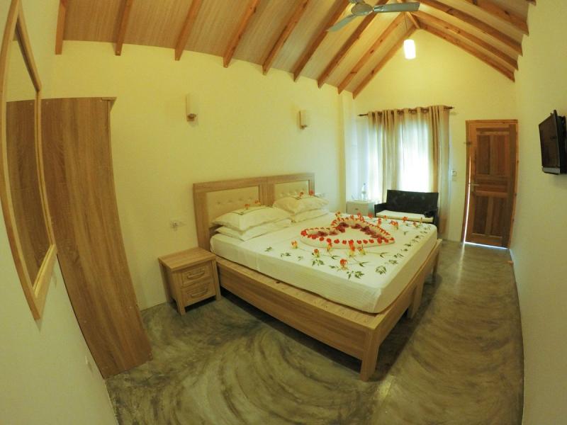 Ahola Thoddoo Cottage