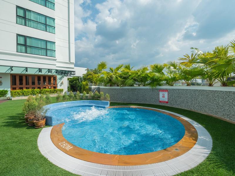 Empress Premier Hotel