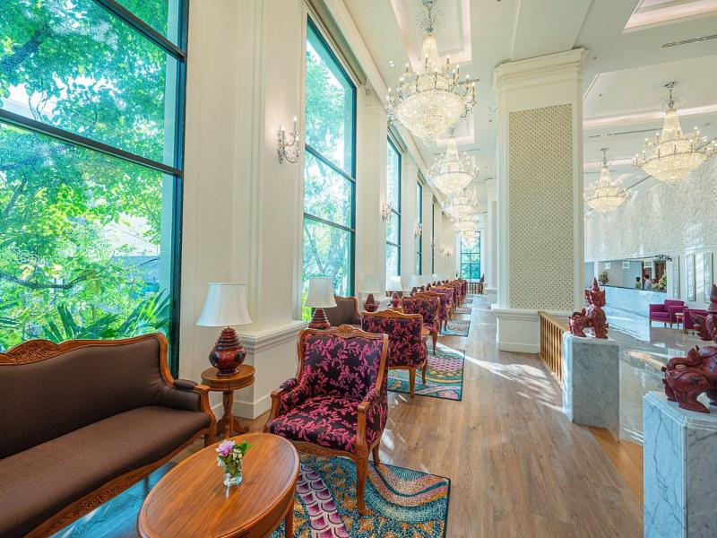 Empress Premier Hotel