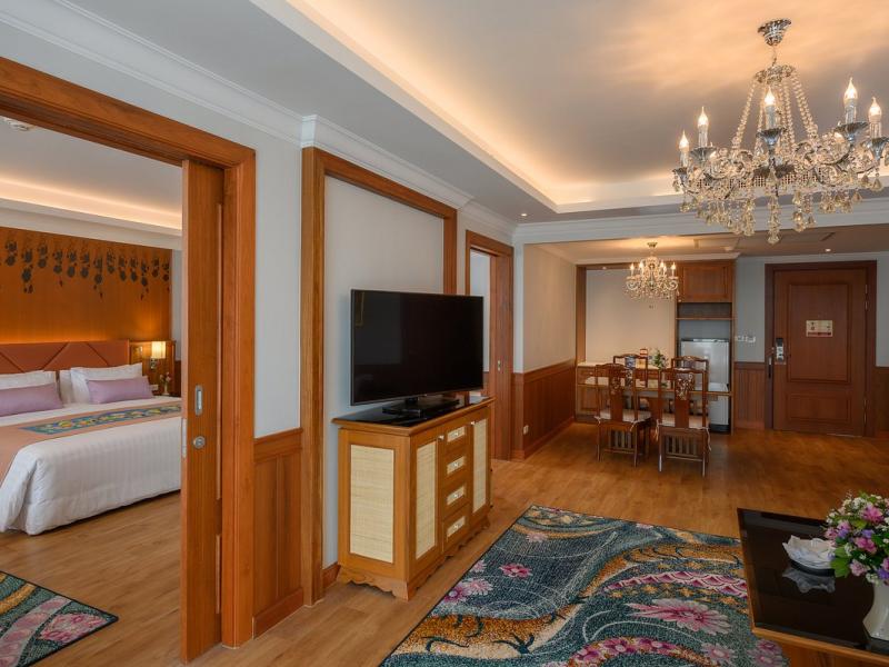 Empress Premier Hotel