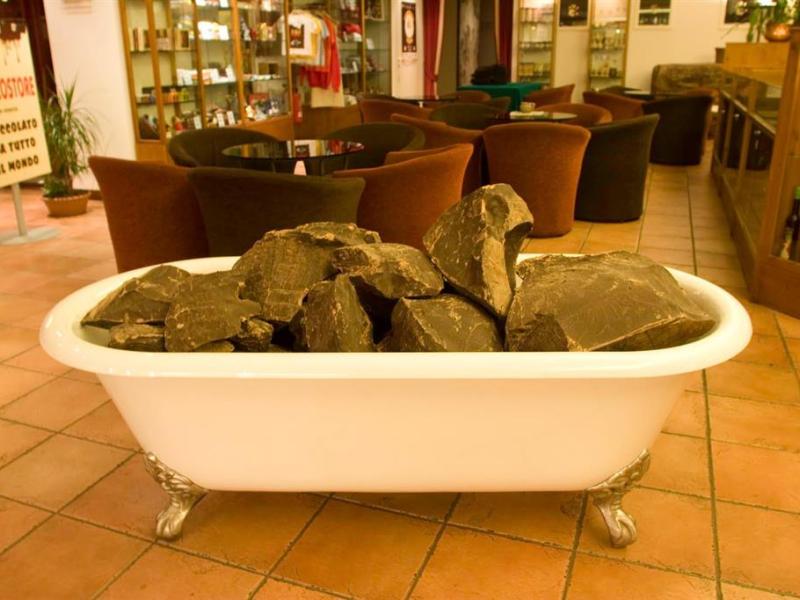 Etruscan Chocohotel