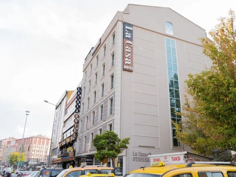 La Casa Hotel