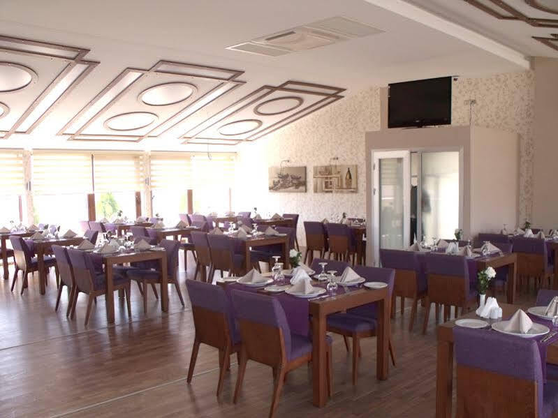 La Casa Hotel