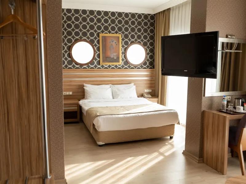 La Casa Hotel