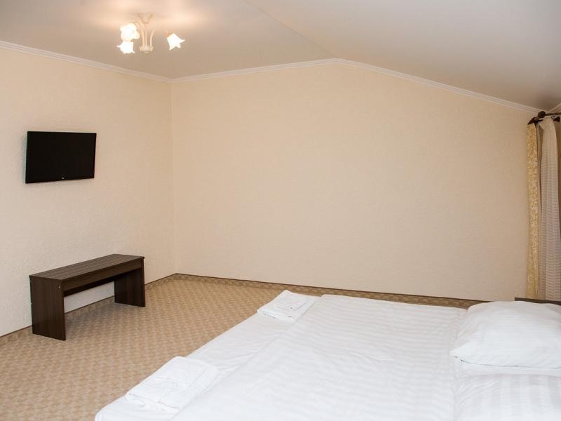 Valentina Guest House (ул. Октябрьская)